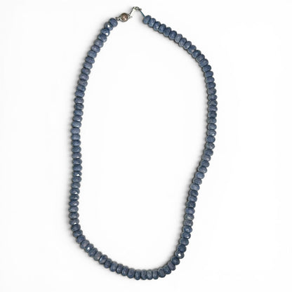Collier en saphir bleu d’Inde AA avec perles facettées de 6 à 7 mm