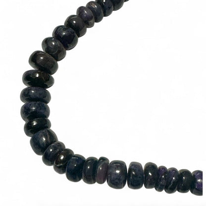 Collier sugilite Afrique du Sud AA (perles bouton) - 45 - 50cm - La Boite à Cailloux