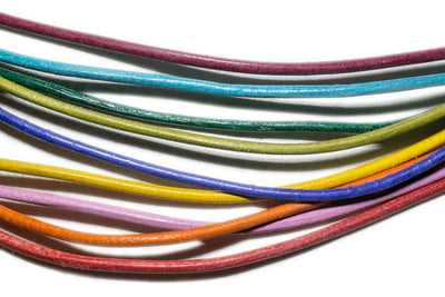 1mm colored leather cord + 50cm stainless steel clip (color of your choice)