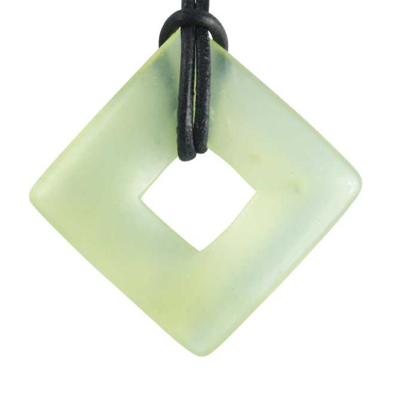 Donut carré 28 - 30mm jade de Chine A - La Boite à Cailloux