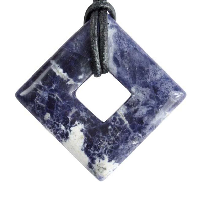Donut carré 28 - 30mm sodalite Brésil A - La Boite à Cailloux