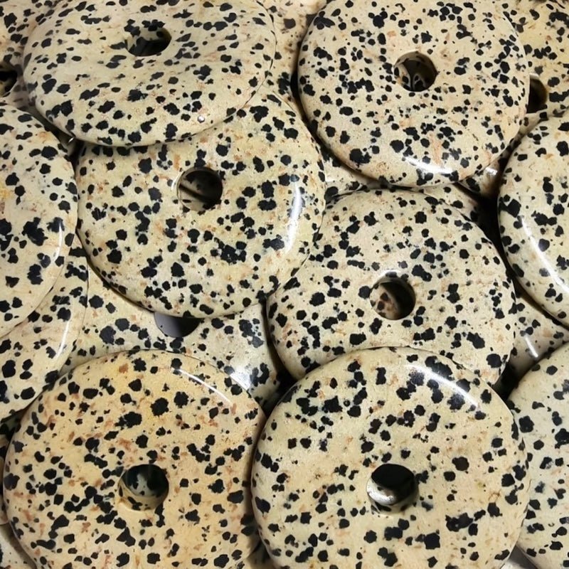 Donut ou PI Chinois jaspe dalmatien Mexique A - La Boite à Cailloux