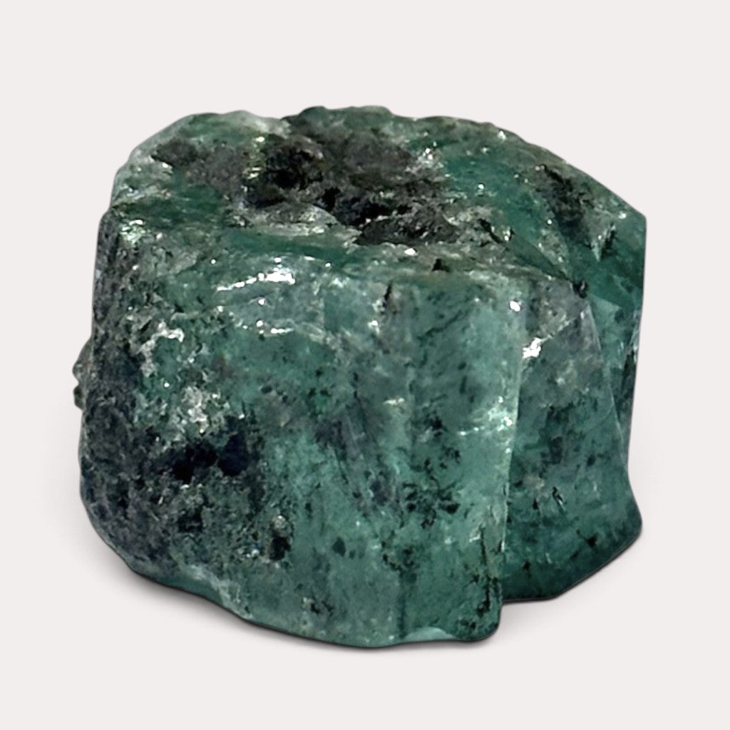 Émeraude naturelle brute de Colombie AA+, cristal vert naturel, vue principale