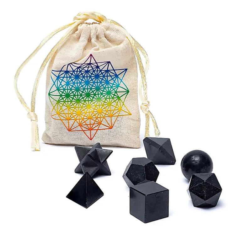 Ensemble de 7 pièces en Tourmaline noire Brésil A géométrie sacrée - La Boite à Cailloux