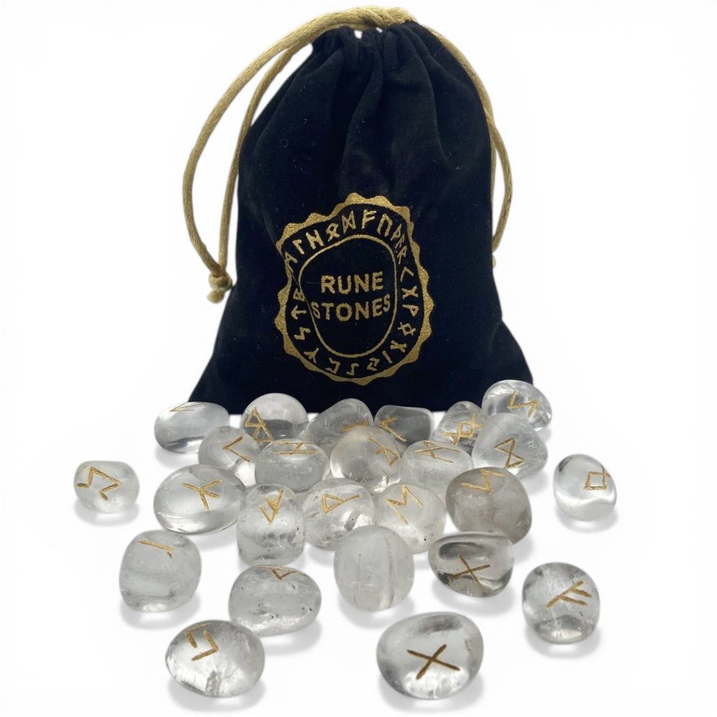 Ensemble rune divinatoire cristal de roche Brésil AA - La Boite à Cailloux