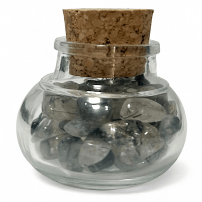 Flacon verre quartz inclusions tourmaline Brésil AA (mini - pierre roulée XS) - La Boite à Cailloux