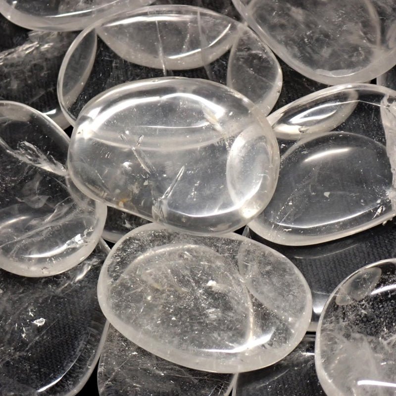 Galet cristal de roche Brésil A - La Boite à Cailloux