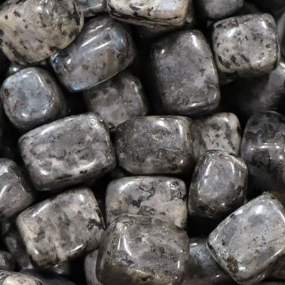 Granite ou larvikite Norvège A (pierre roulée) - La Boite à Cailloux