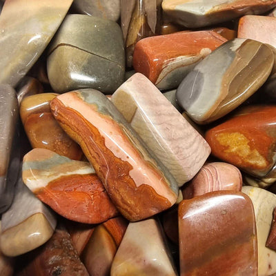 Madagascar polychrome jasper A (rolled stone)