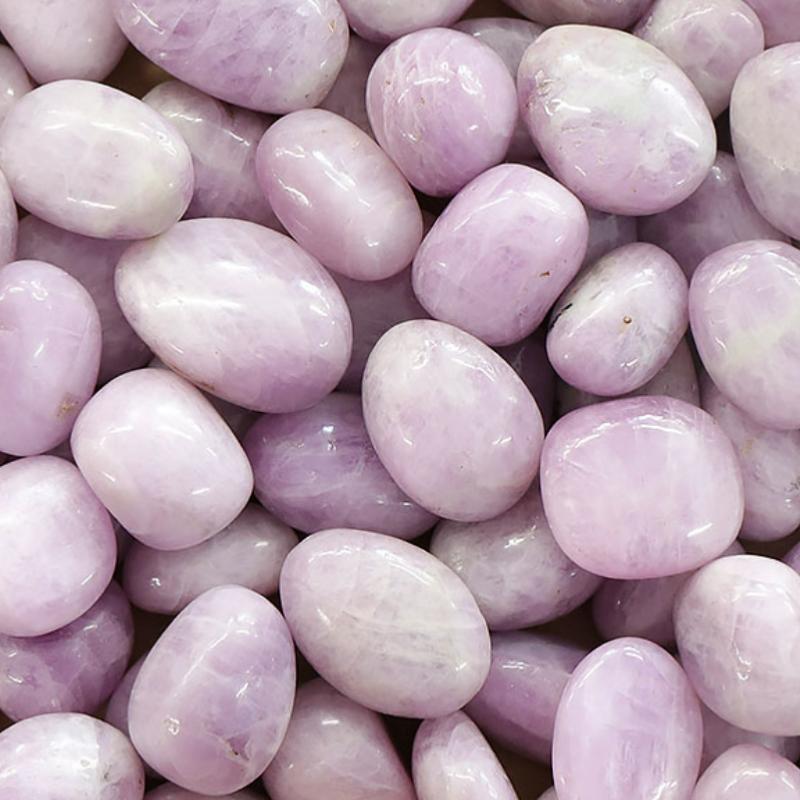Kunzite violette Brésil AA (pierre roulée) - La Boite à Cailloux