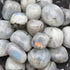 Labradorite Madagascar AA (pierre roulée) - La Boite à Cailloux