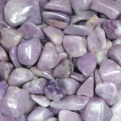 Lépidolite Madagascar AA (pierre roulée) - La Boite à Cailloux