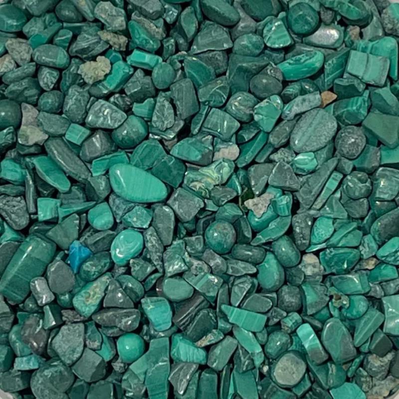 Lot malachite Congo AA (mini - pierre roulée XS) - 50g - La Boite à Cailloux