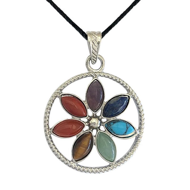 Pendentif 7 chakras "fleur" + cordon - La Boite à Cailloux