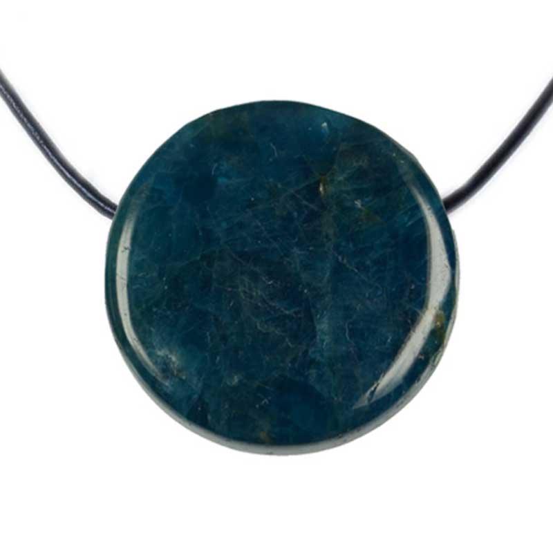 Pendentif apatite bleue A rond (pierre trouée) + cordon - La Boite à Cailloux