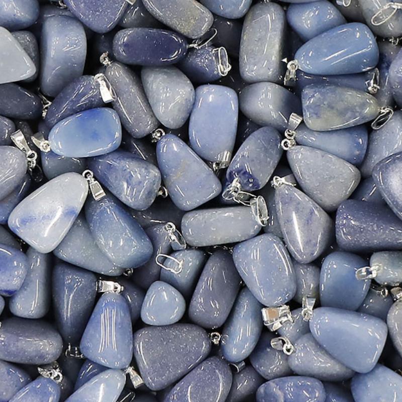 Pendentif aventurine bleue ou quartz bleu Brésil A (pierre roulée) - La Boite à Cailloux