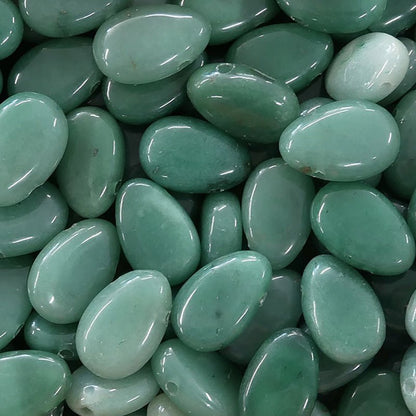 Pendentif aventurine verte Brésil A (pierre trouée) + cordon - La Boite à Cailloux