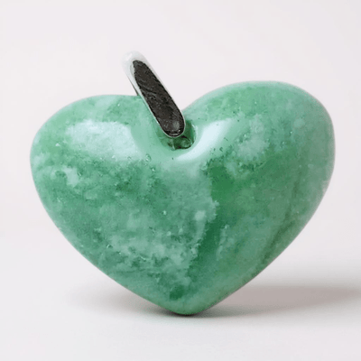 Pendentif coeur calcédoine verte Brésil A+ 25mm
