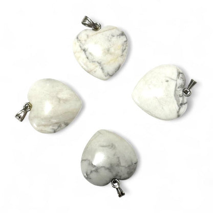 Pendentif coeur howlite Zimbabwe A (20mm) - La Boite à Cailloux