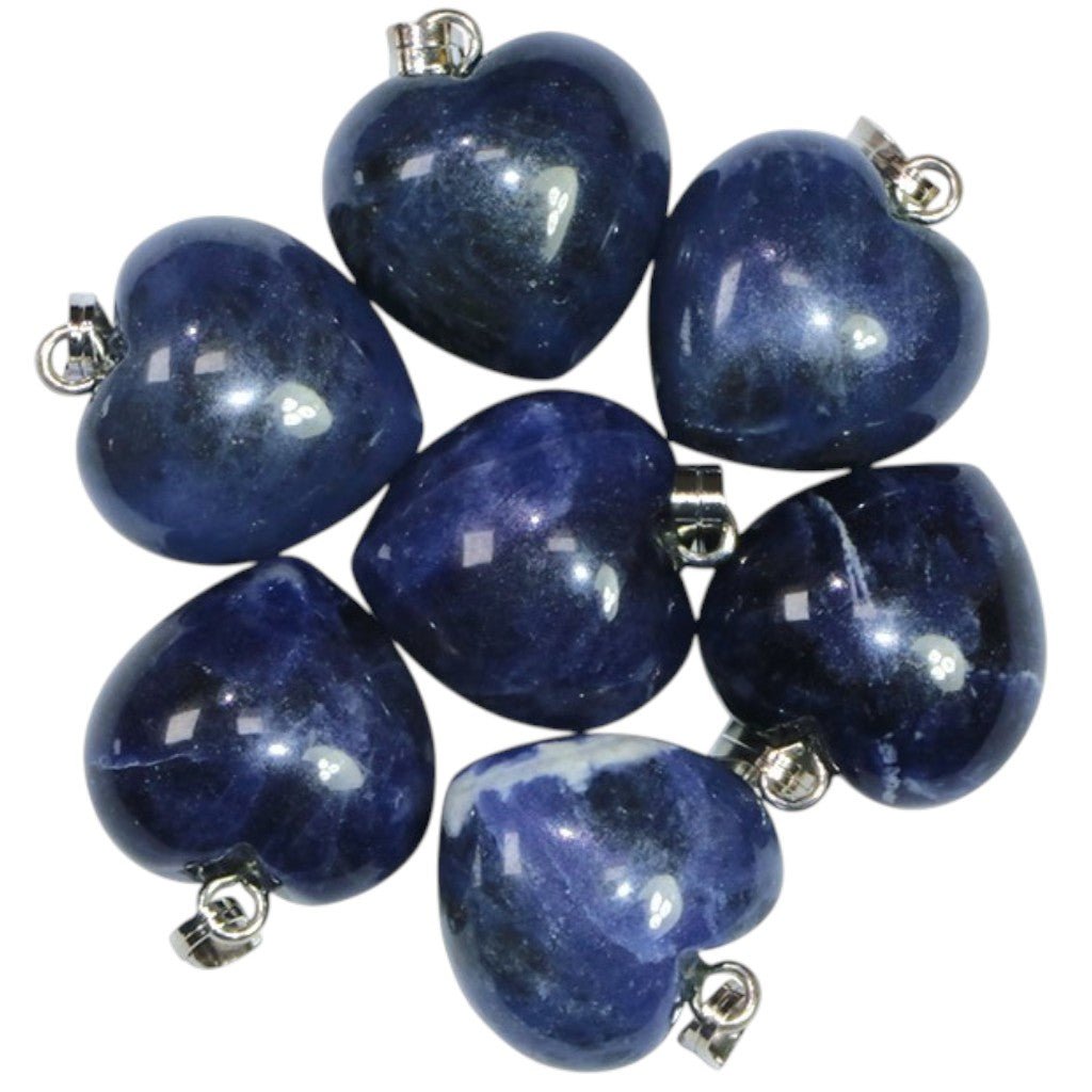 Pendentif coeur sodalite Brésil A (15mm) - La Boite à Cailloux