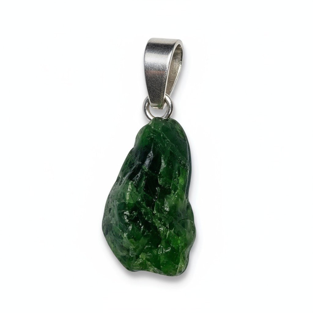 Pendentif diopside chrome Brésil A brute boucle argent 925 - La Boite à Cailloux