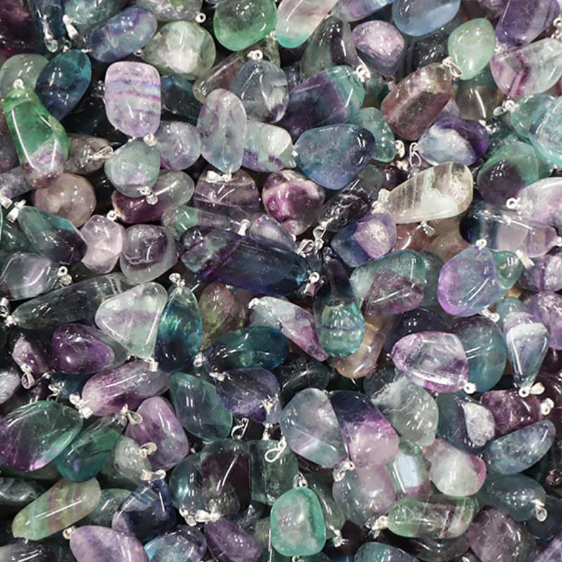 Pendentif fluorine multicolore Chine AB (pierre roulée) - La Boite à Cailloux