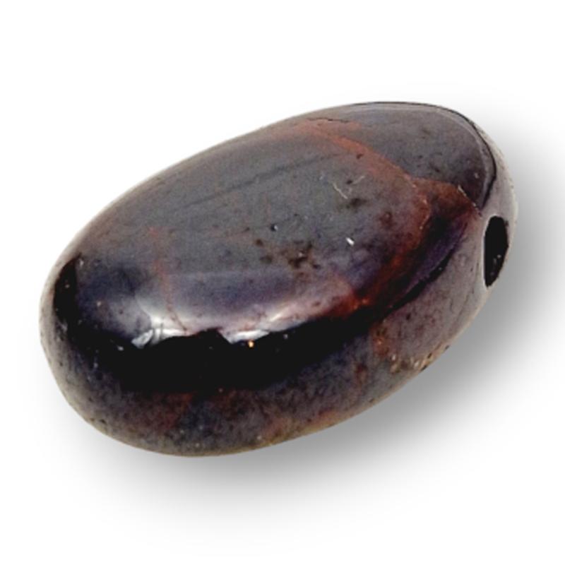 Pendentif grenat rouge Almandin Pakistan A (pierre trouée) + cordon - La Boite à Cailloux