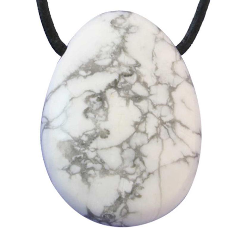 Pendentif howlite Zimbabwe A (pierre trouée) + cordon - La Boite à Cailloux