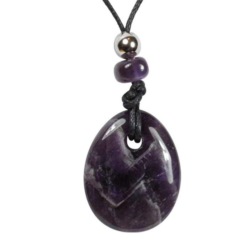 Pendentif "Joie" améthyste Brésil A 35mm + cordon - La Boite à Cailloux