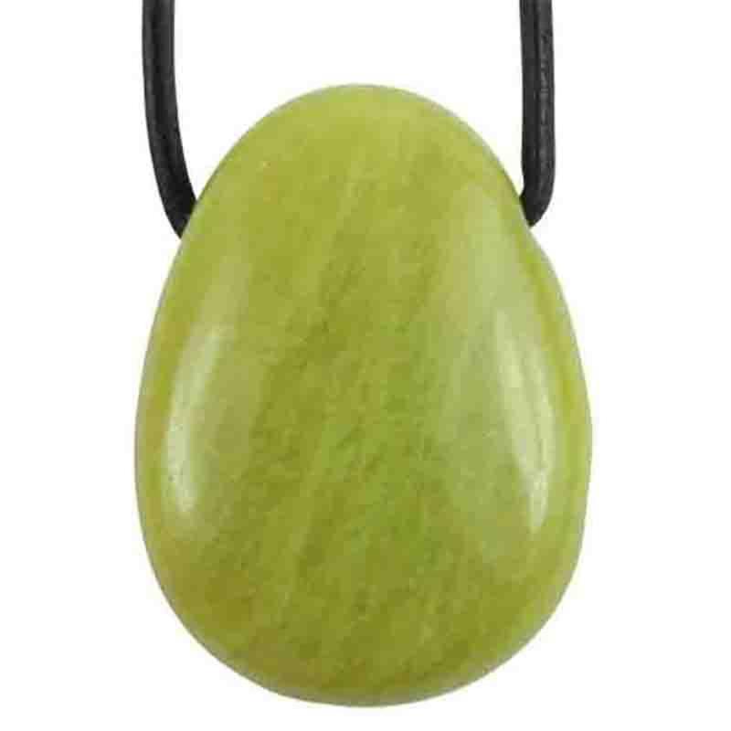 Pendentif lizardite Pérou A pierre trouée + cordon - La Boite à Cailloux