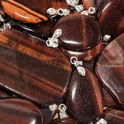 Pendentif oeil de taureau Afrique du Sud A (pierre plate) - La Boite à Cailloux