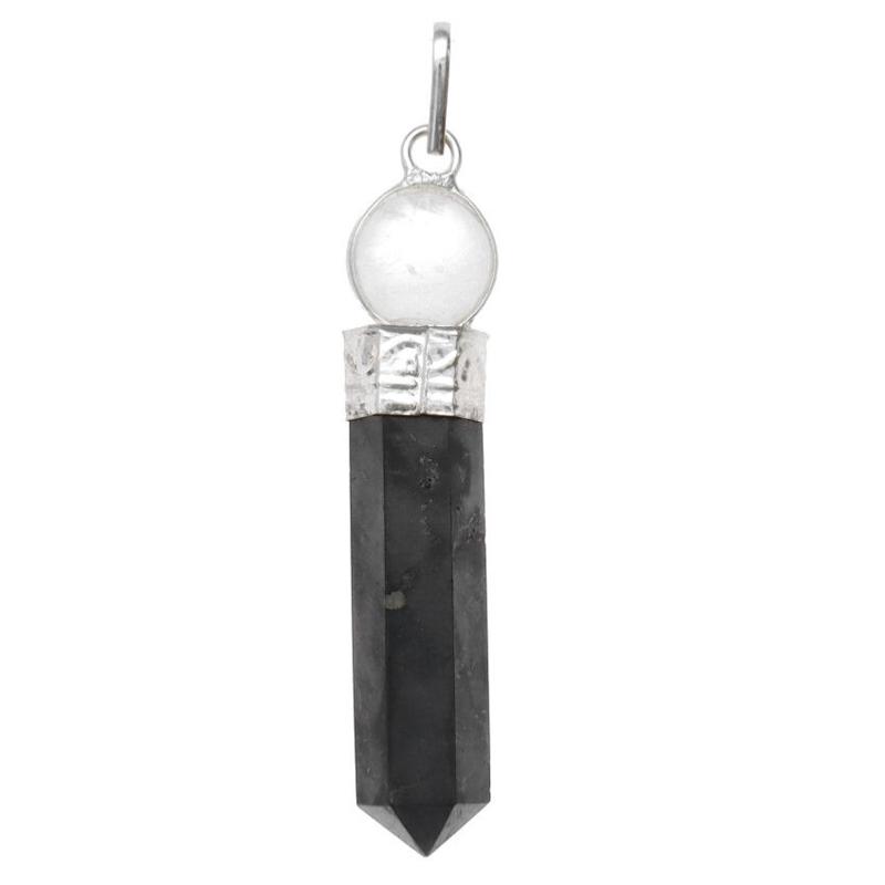 Pendentif pointe shungite sphère cristal de roche plaqué argent - La Boite à Cailloux