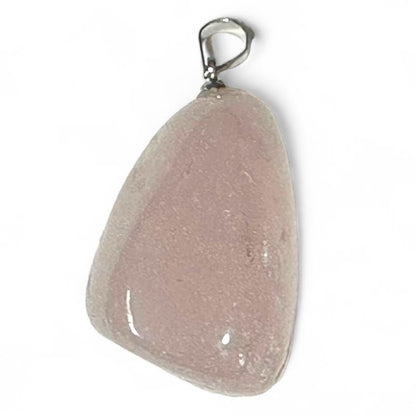 Pendentif quartz rose Brésil A (pierre roulée) - La Boite à Cailloux