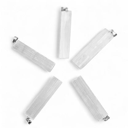 Pendentif sélénite Maroc AA acier inoxydable (pierre brute) - La Boite à Cailloux