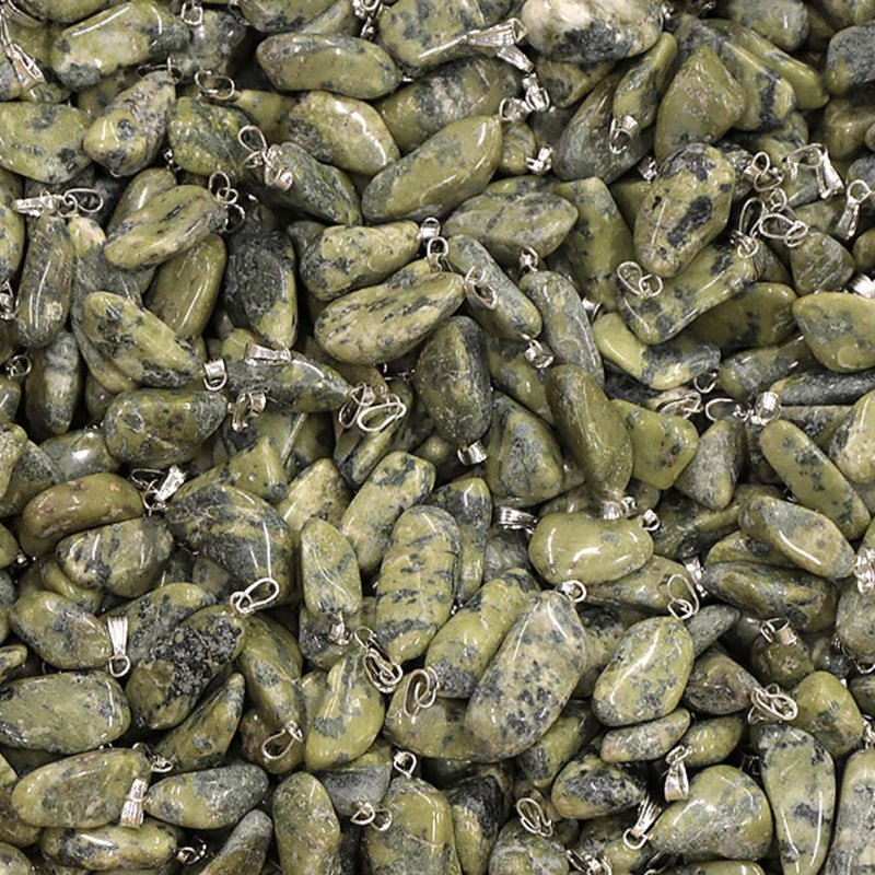 Pendentif serpentine Etats - Unis AB (pierre roulée) - La Boite à Cailloux