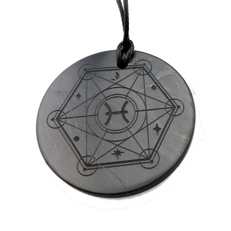 Pendentif shungite signe du zodiaque "Poisson" - La Boite à Cailloux
