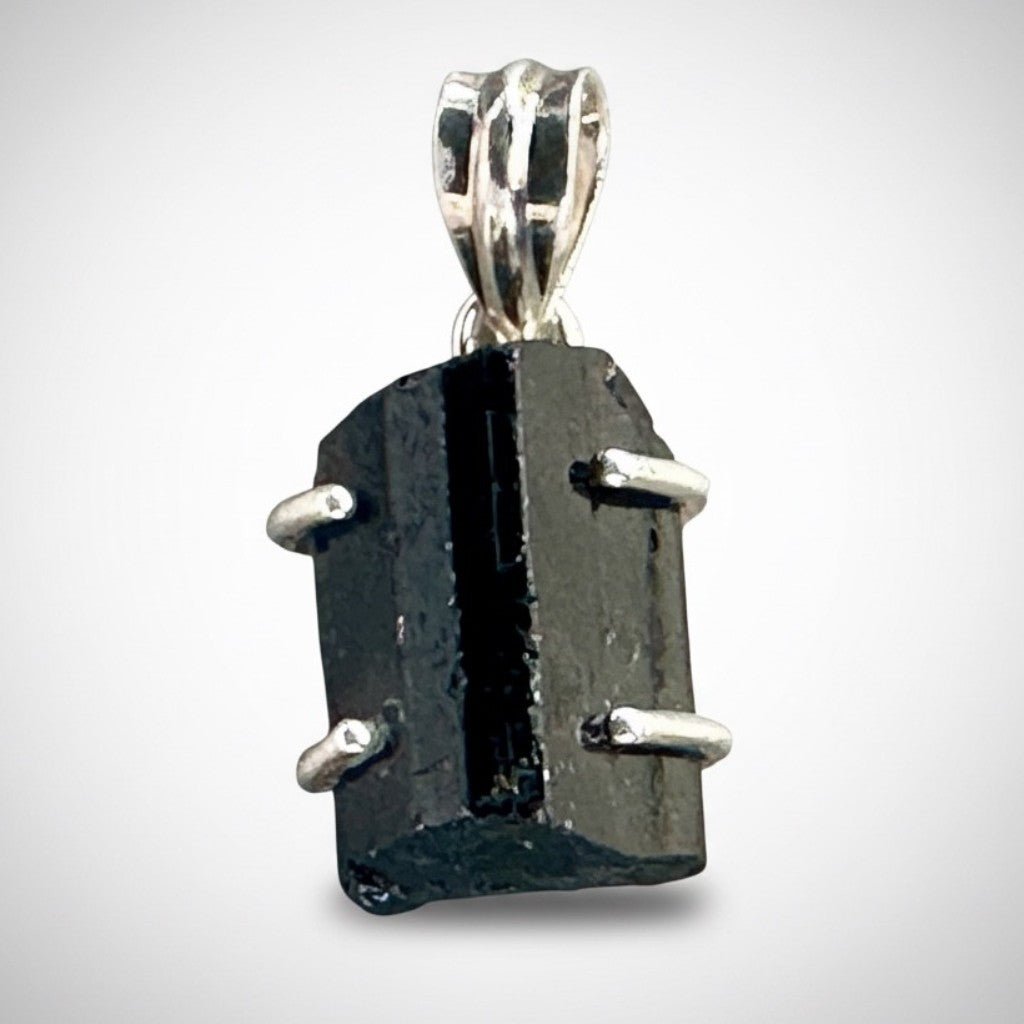 Pendentif tourmaline noire cristallisée Brésil AA – argent 925 - La Boite à Cailloux