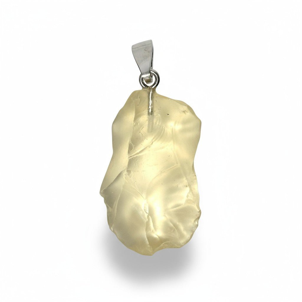 Pendentif Verre Libyque ou Tectite jaune Lybie A pierre roulée boucle argent 925 - La Boite à Cailloux