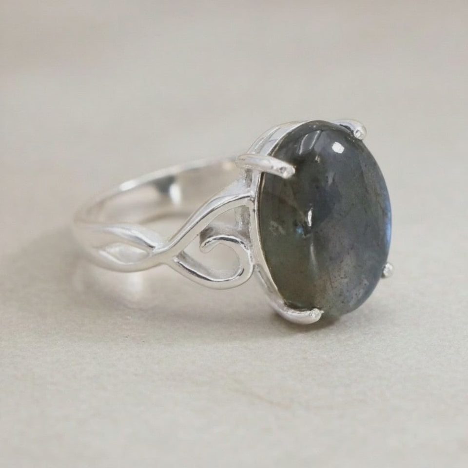 Bague labradorite Madagascar AA argent 925