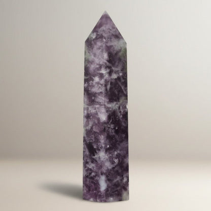 Prisme lépidolite Tanzanie AA - 70 - 90mm - La Boite à Cailloux
