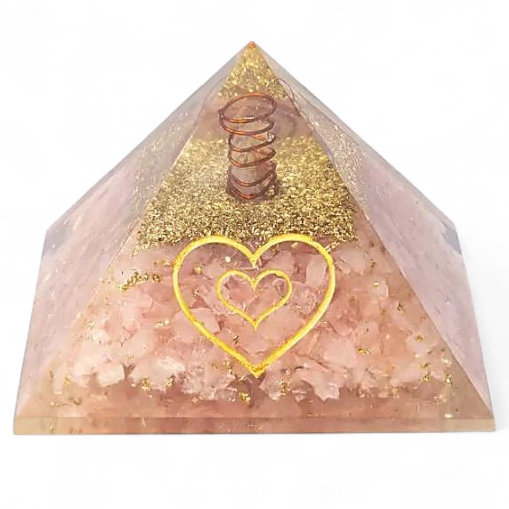 Pyramide orgonite quartz rose avec coeur (80mm) - La Boite à Cailloux
