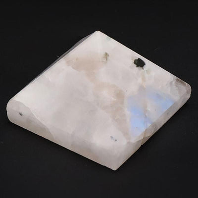 Rainbow moonstone pyramid (peristerite) India A 15-25mm