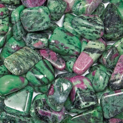 Rubis sur zoizite Afrique du Sud A (pierre roulée)