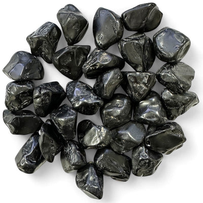 Espinela negra birmana A (piedra pulida)